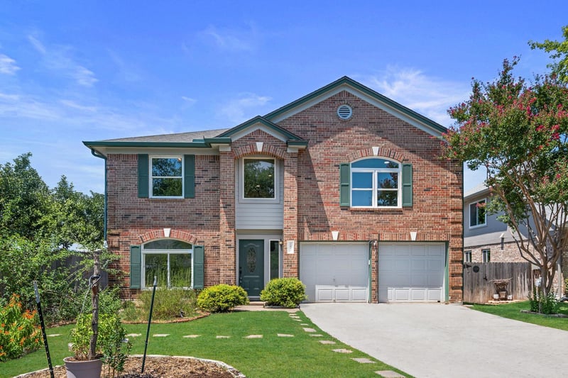 Virtual tour of 2440 Madeline Loop