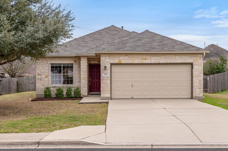 Virtual tour of 248 Amber Oak Dr