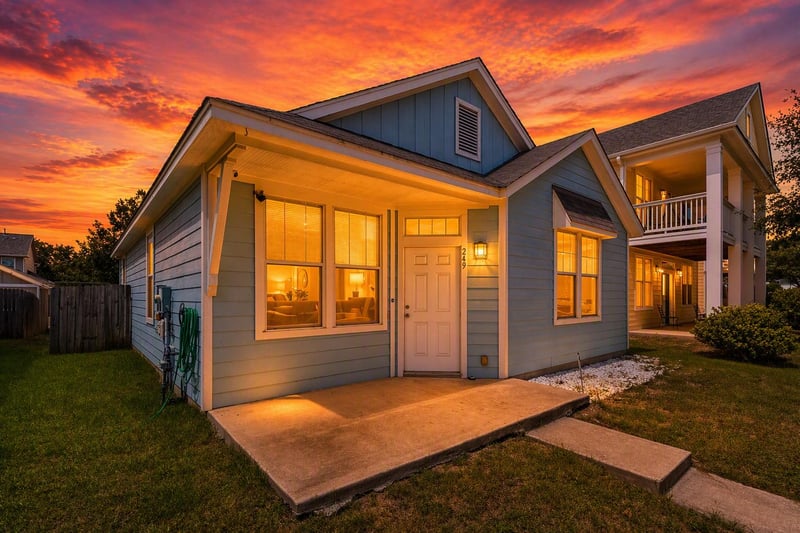 Virtual tour of 249 Trestle Tree