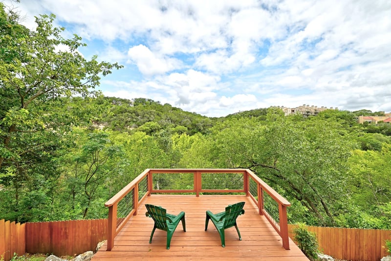 Virtual tour of 2500 Forest Bend DR