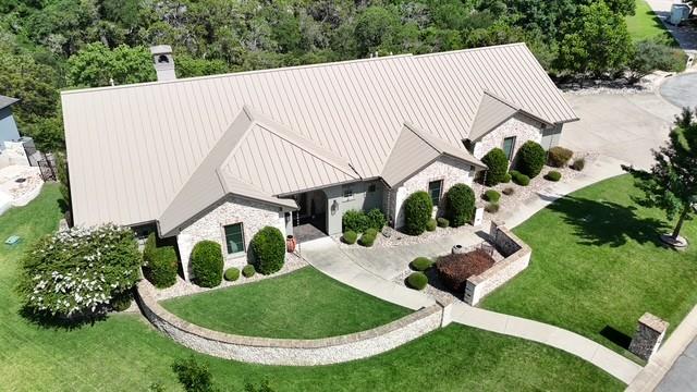 Virtual tour of 2501 Woodbine Cir
