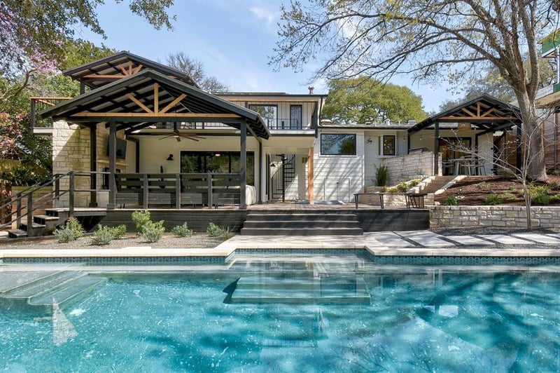 Virtual tour of 2503 Deerfoot TRL