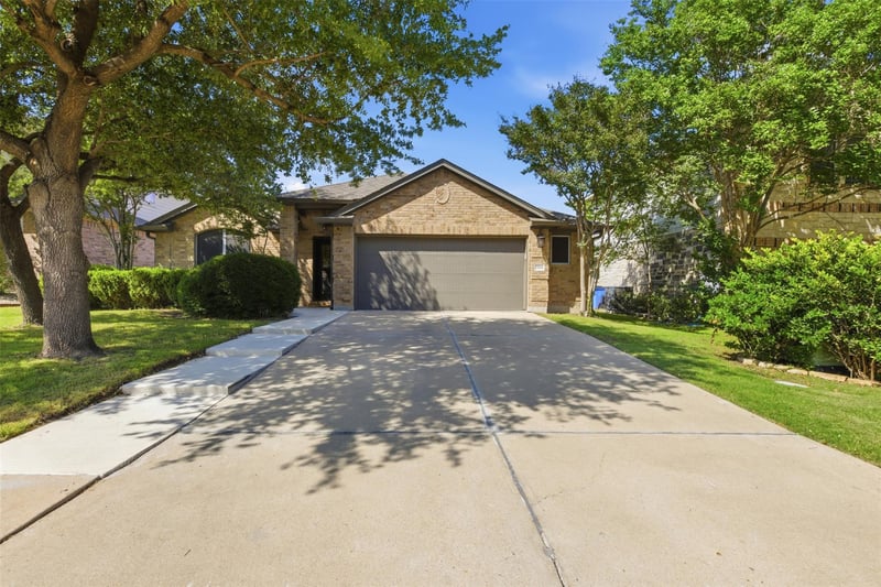 Virtual tour of 2504 Grand Mission WAY