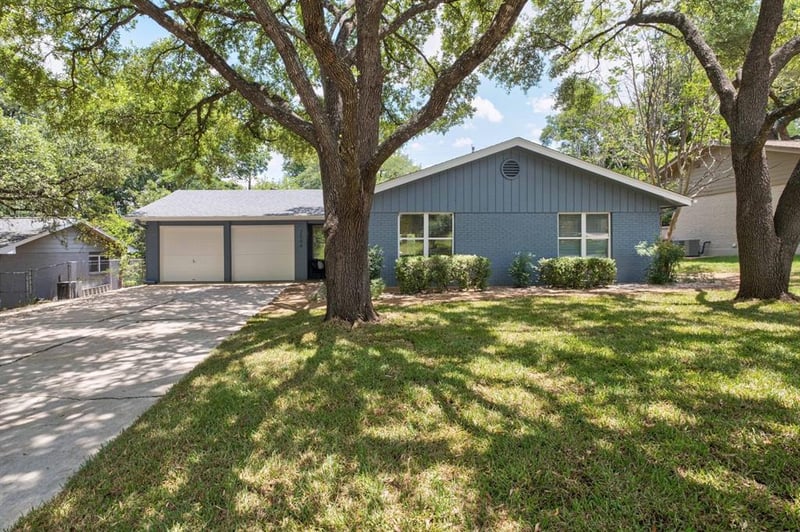 Virtual tour of 2504 Spring Creek DR