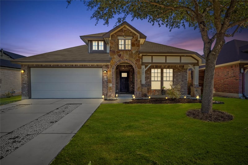 Virtual tour of 2505 Winchell LN