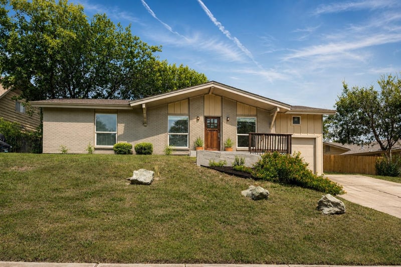 Virtual tour of 2507 Glen Springs WAY