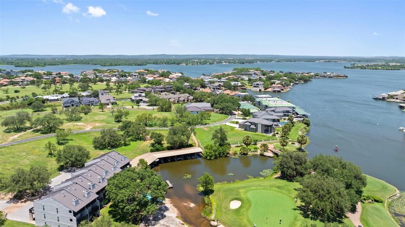 Virtual tour of 2508 Diagonal Dr