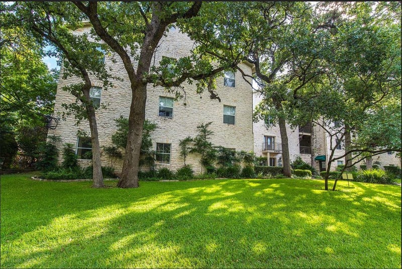 Virtual tour of 2508 Enfield RD Unit #11