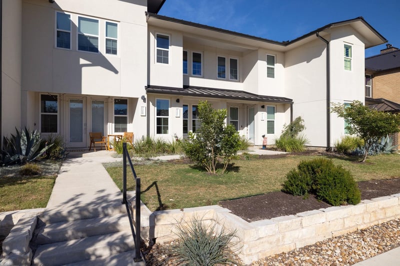 Virtual tour of 2508 Simond Ave Unit #C
