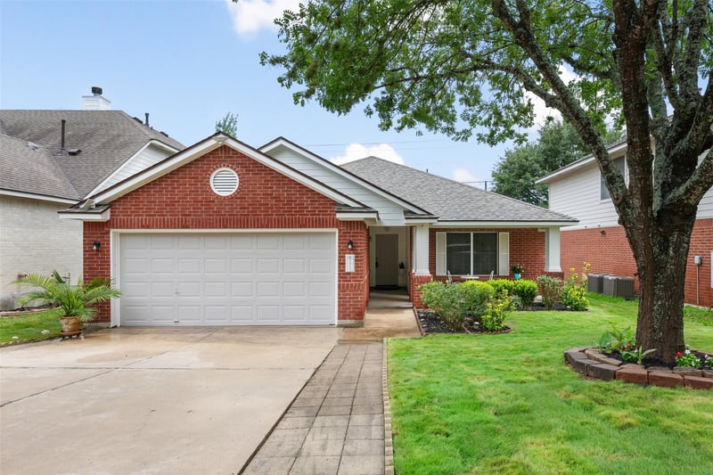 Virtual tour of 2519 Gate Ridge Dr