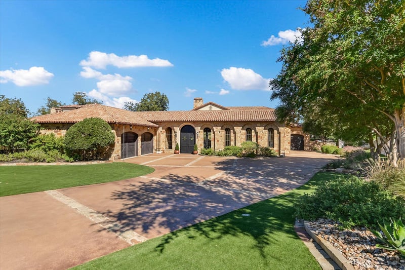 Virtual tour of 252 la Serena Loop