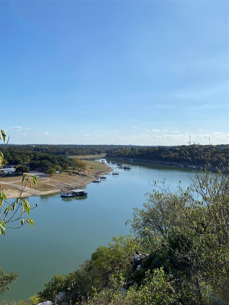 Virtual tour of 25555 Pedernales Point DR