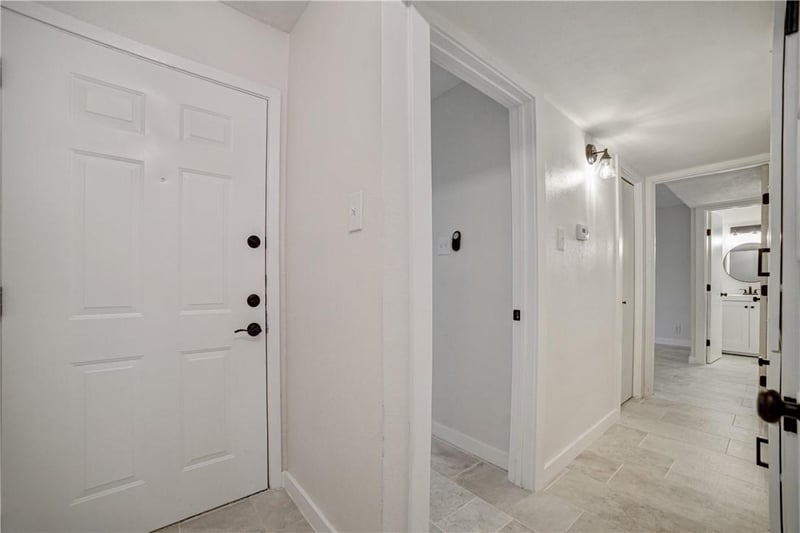 Virtual tour of 2600 Penny Ln Unit #118
