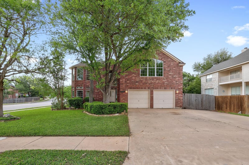 Virtual tour of 2601 Starling Dr