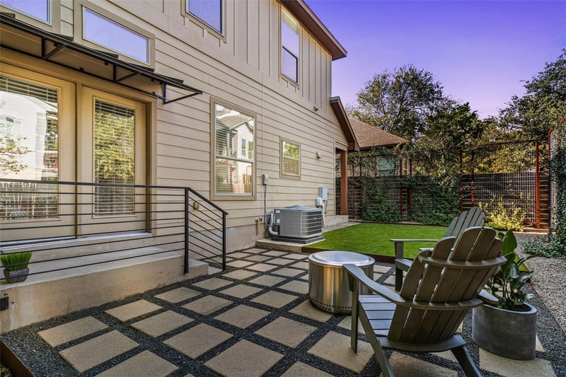Virtual tour of 2602 Del Curto RD Unit #G