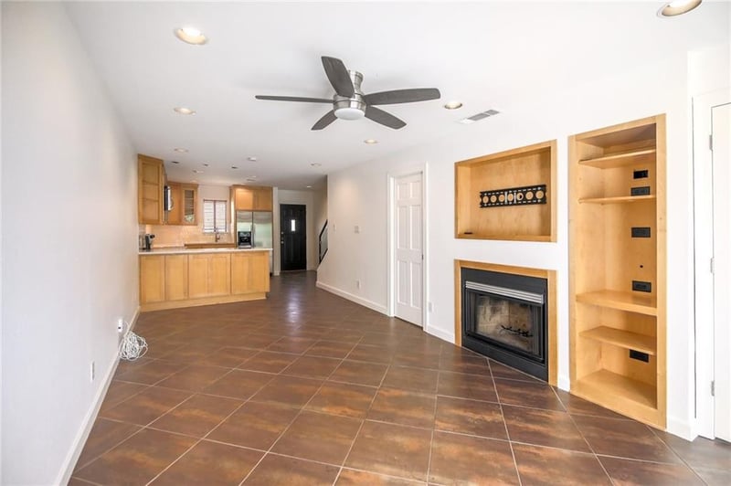 Virtual tour of 2605 Enfield RD Unit #220