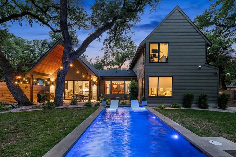 Virtual tour of 2605 S 4th St