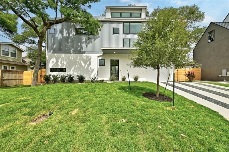 Virtual tour of 2606 Bland ST