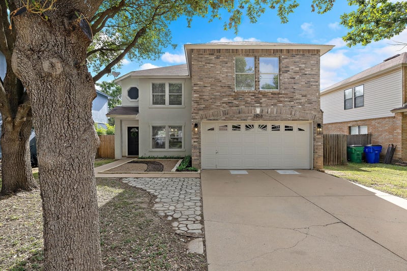 Virtual tour of 2608 Glen Field DR