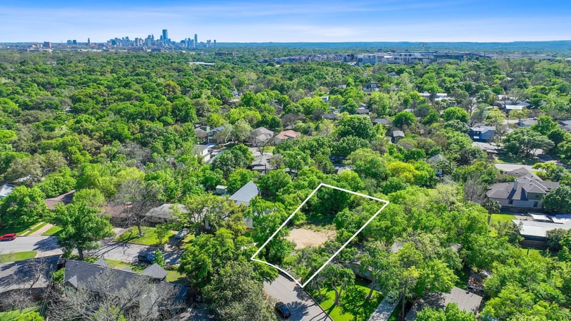 Virtual tour of 2609 Fiset DR