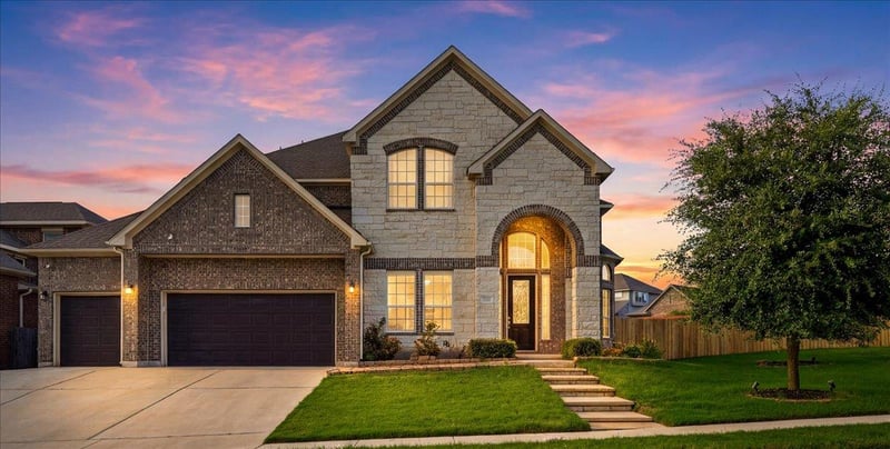 Virtual tour of 261 Ashleaf DR