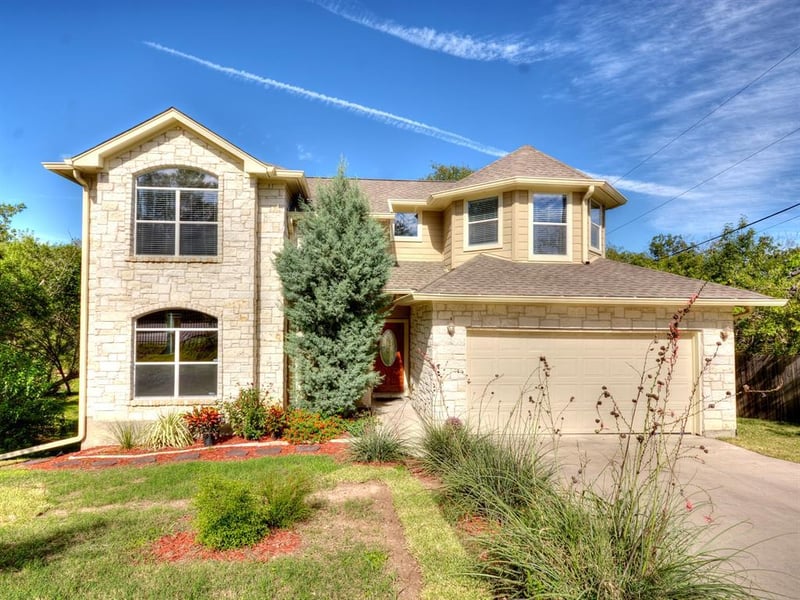 Virtual tour of 2610 Northeast Dr