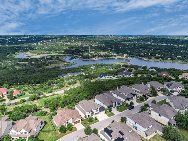 Virtual tour of 2610 Sunset Vista CIR Unit #16
