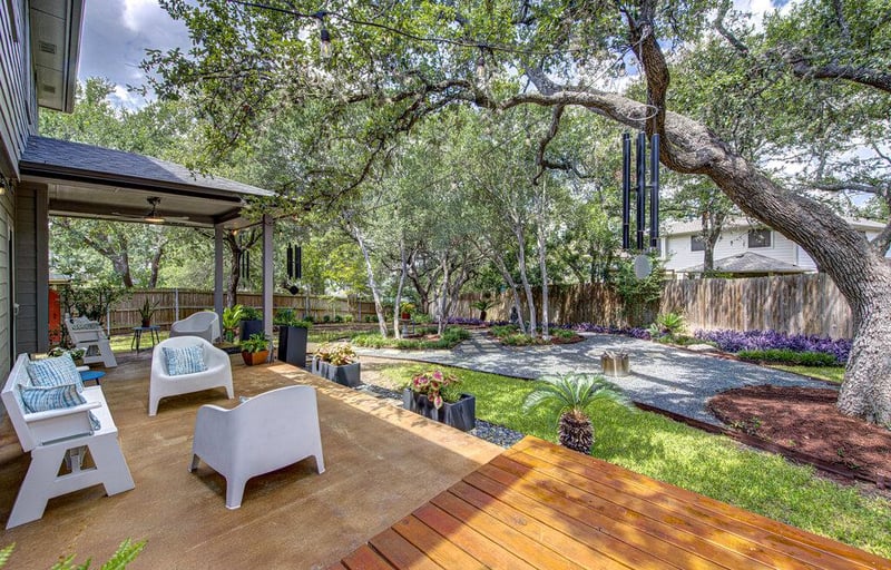 Virtual tour of 2612 Bess Ln