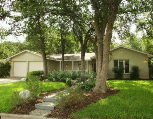 Virtual tour of 2617 Barton Hills Dr