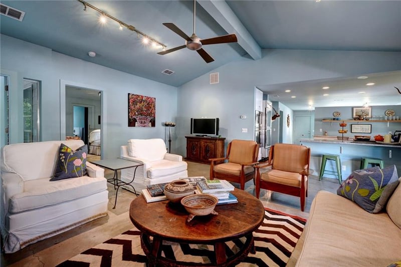 Virtual tour of 2618 Fiset Dr