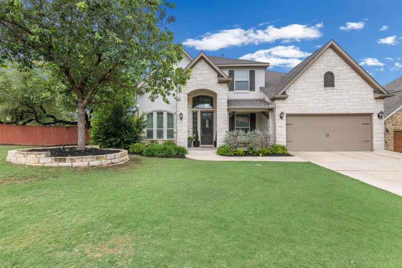 Virtual tour of 2621 Champions Corner DR