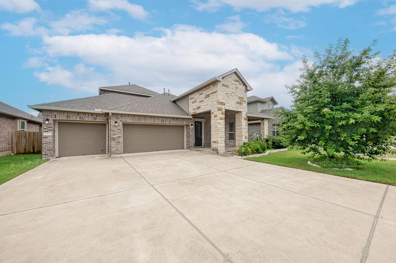 Virtual tour of 2625 Bowen ST