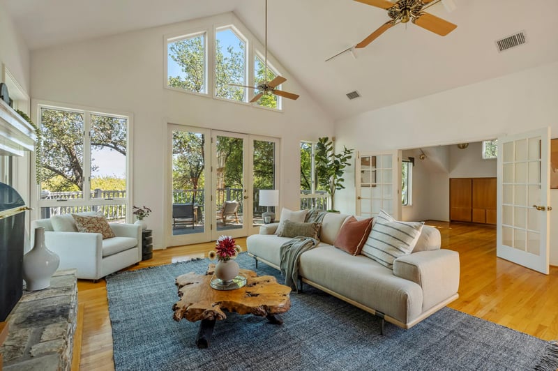 Virtual tour of 2629 Deerfoot TRL