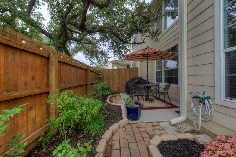 Virtual tour of 2632 Century Park Blvd Unit #40