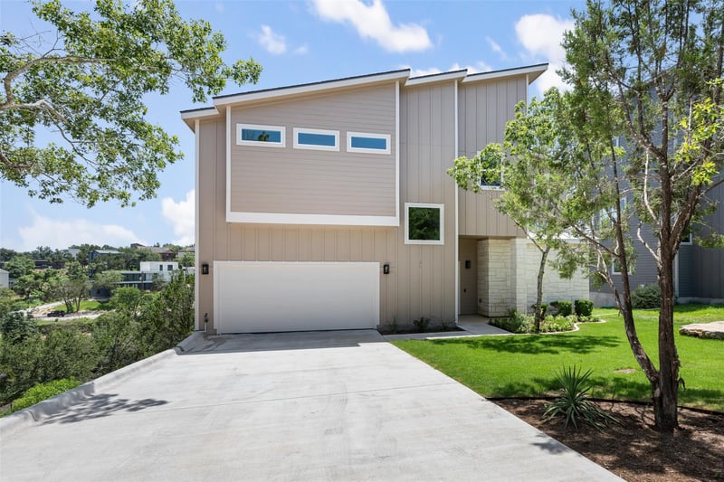 Virtual tour of 2646 Crazyhorse PASS