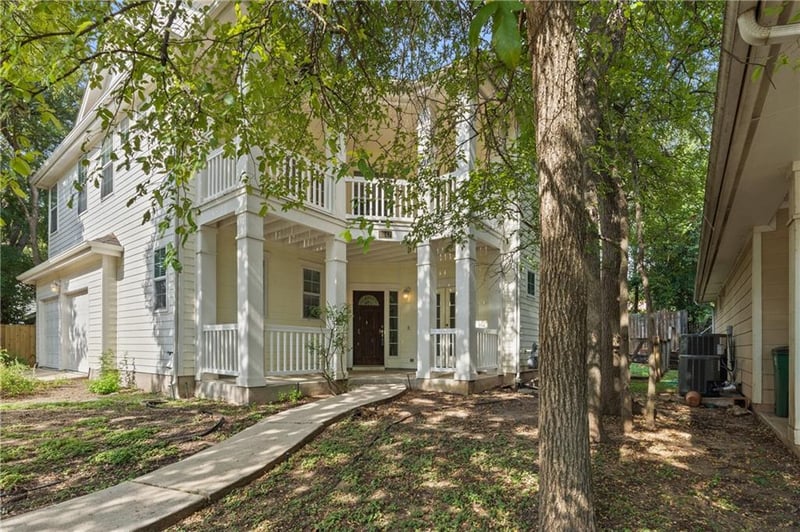Virtual tour of 2647 Kinney Oaks CT