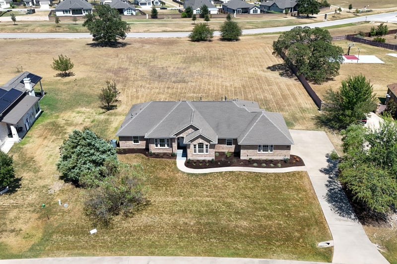 Virtual tour of 268 Chisholm TRL