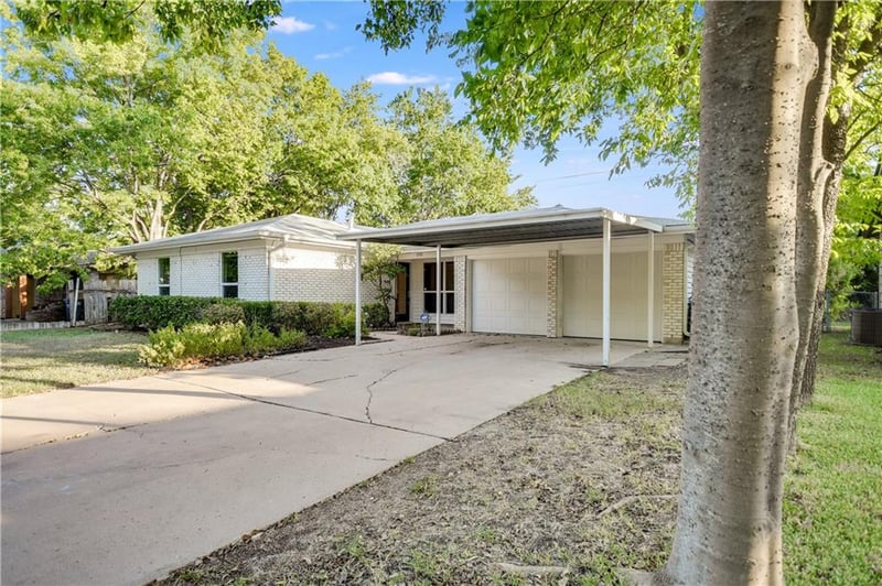 Video tour of 2701 Ashdale Dr