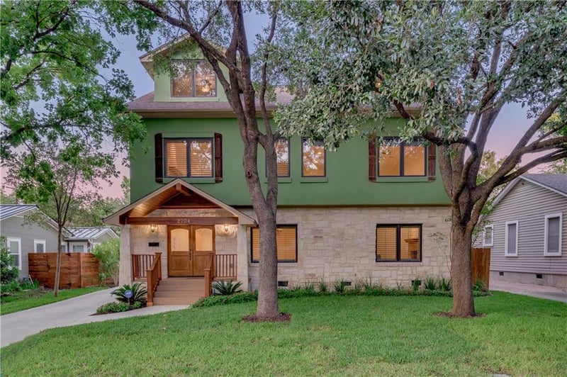 Virtual tour of 2704 Cherry LN