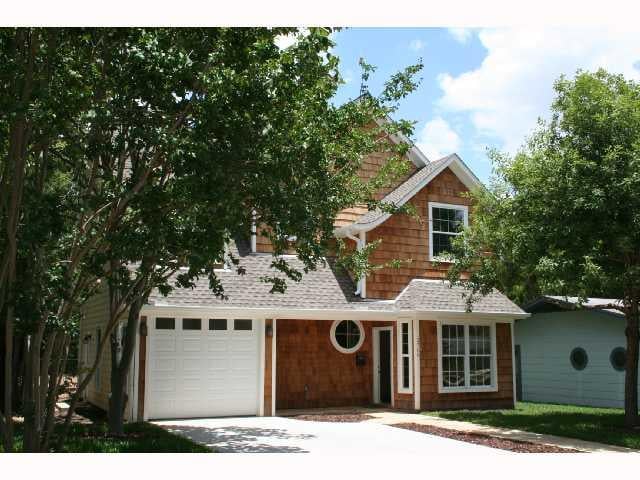 Virtual tour of 2706 W 49 1/2