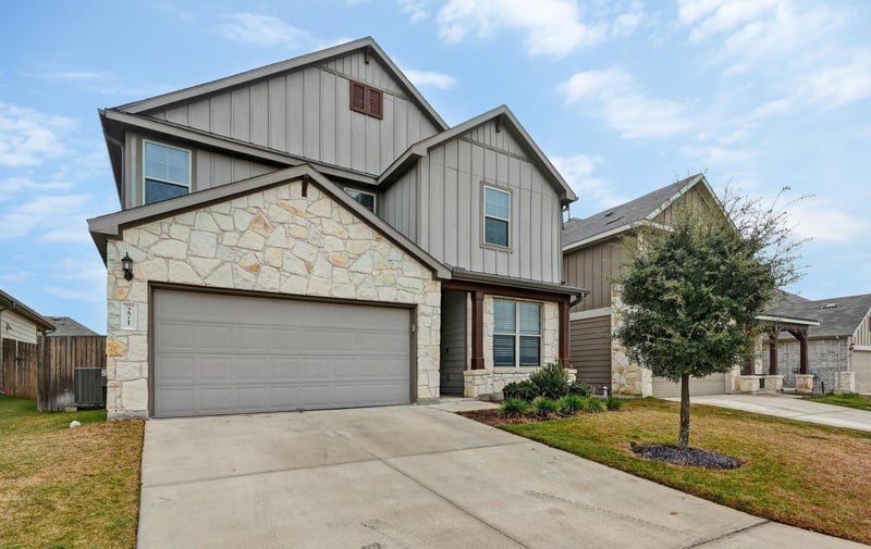 Virtual tour of 271 Grace Lilly Dr