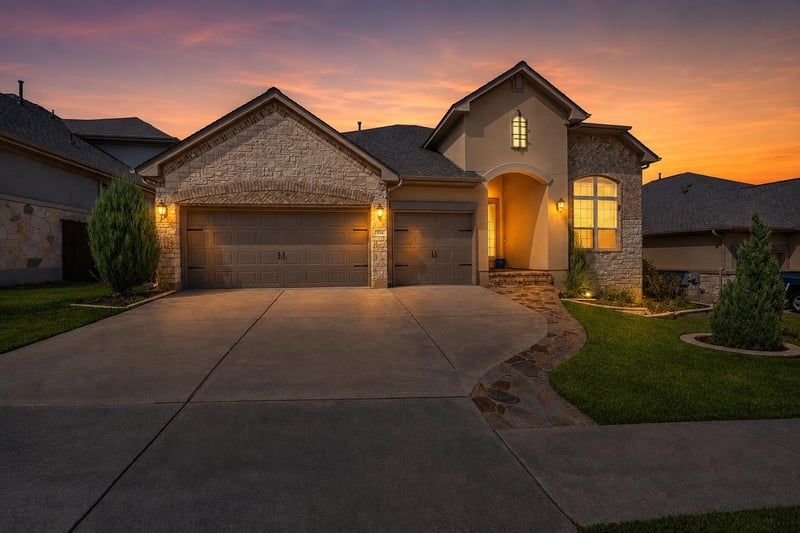 Virtual tour of 2712 Mazaro WAY