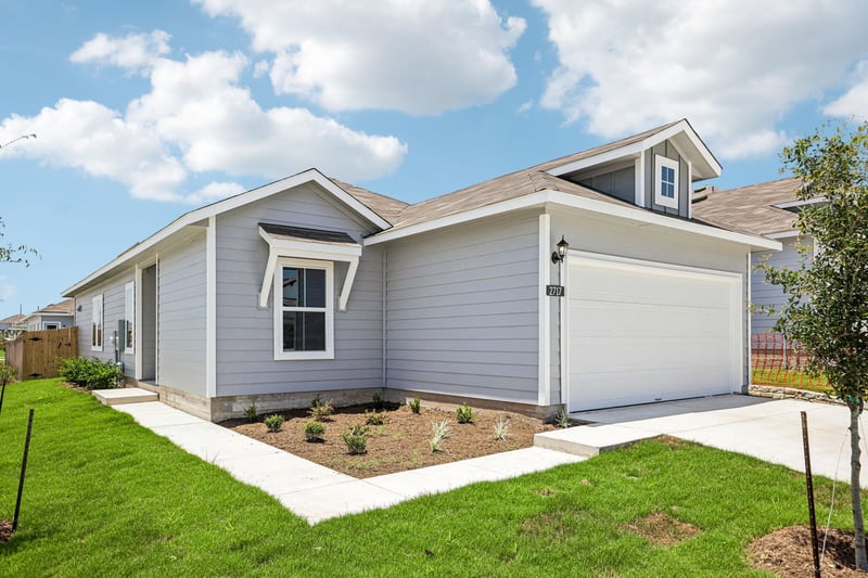 Virtual tour of 2717 Derwent DR
