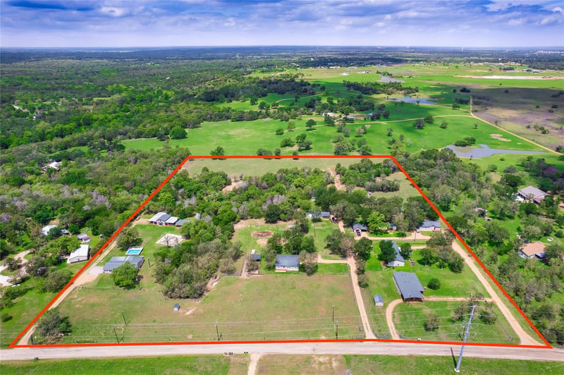 Virtual tour of 279 Highline Dr