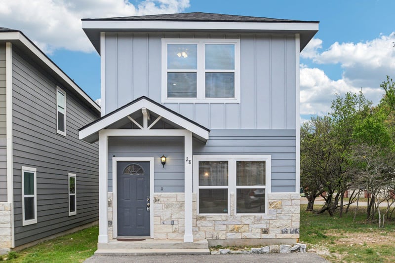 Virtual tour of 28 Deer Ridge RD