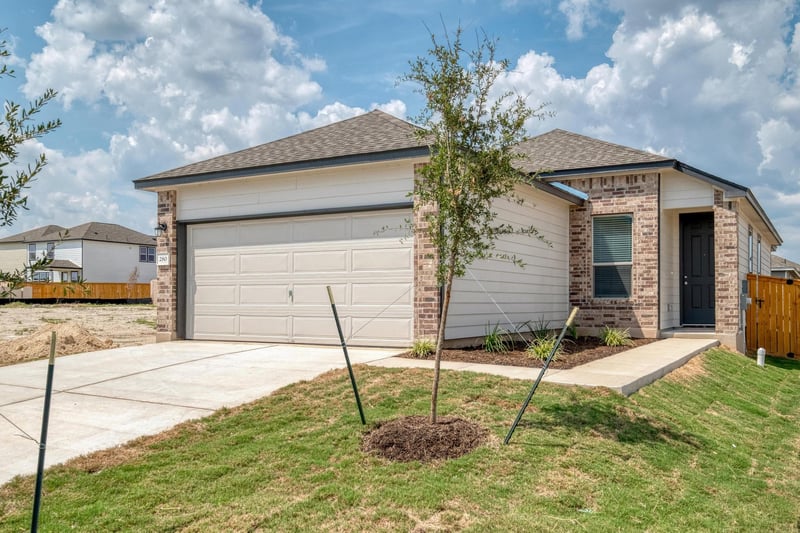 Virtual tour of 280 Feathers St