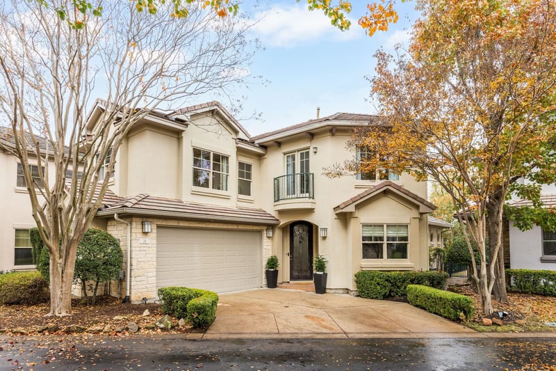 Virtual tour of 2800 Waymaker WAY Unit #21