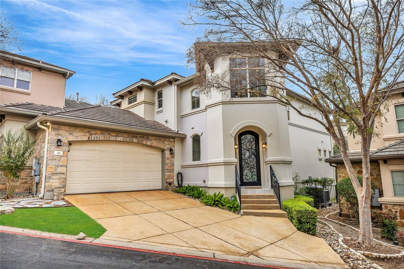 Virtual tour of 2800 Waymaker WAY Unit #36