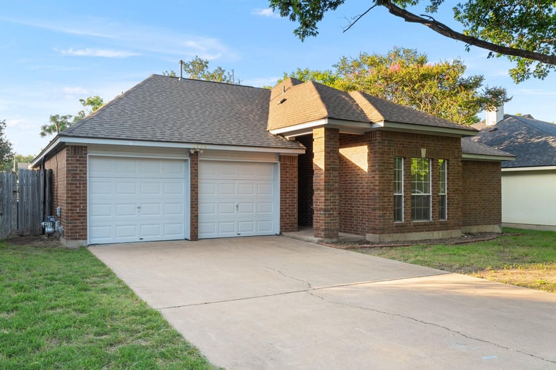 Virtual tour of 2802 Alexander DR