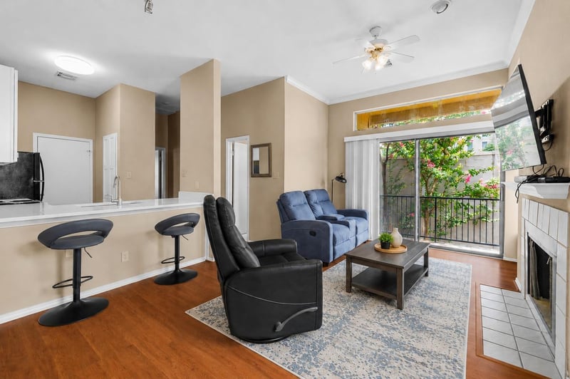 Virtual tour of 2802 Nueces St Unit #201